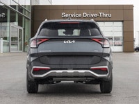 2024 Kia Sportage LX AWD | LANE KEEP ASSIST | CARPLAY The 2024 Kia Sportage LX AWD is the entry-leve... (image 5)