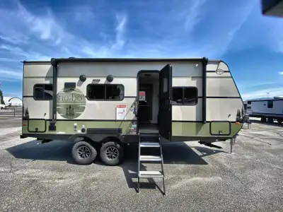 Forest River No Boundaries 20 Series travel trailer NB20.1 Beast Mode highlights: Jackknife Sofa Sli...