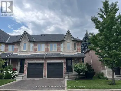 15 - 455 APACHE COURT Mississauga (Hurontario), Ontario
