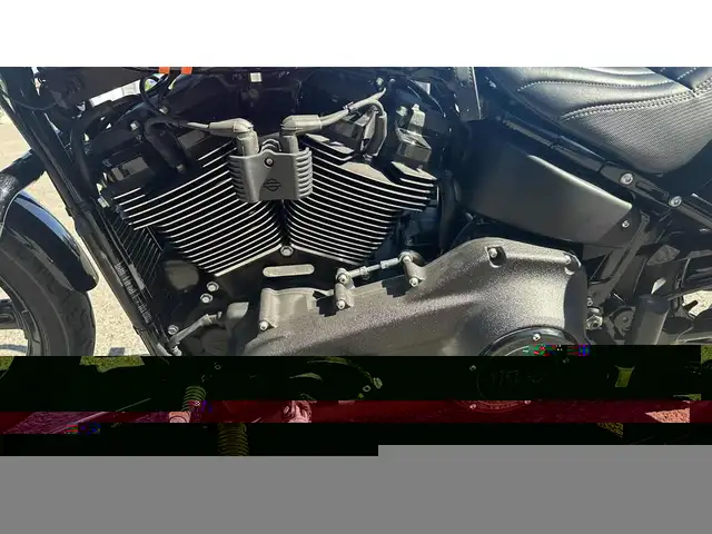 2022 Harley-Davidson STREET BOB 114 in Sport Touring in Ottawa - Image 6