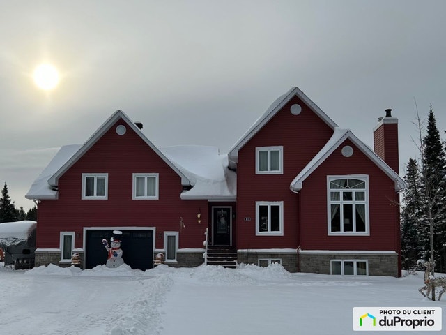 $569,000 - 2 Storey for sale in Notre-Dame-Des-Bois — photo 1