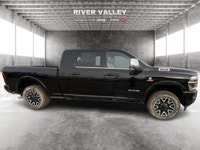NAVIGATION SYSTEM, PARKING DISTANCE SENSORS, SATELLITE RADIO, HEATED SEATS, POWER SEATS, REMOTE STAR... (image 1)
