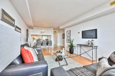 Welcome to the neighbourhood - L'Hermitage is located at 840 Montreal Road. Enjoy easy access to tra...