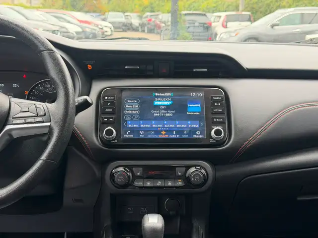 2022 Nissan Kicks SR5828385911511654419