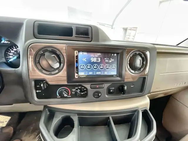 2023 Thor Motor Coach Four Winds 24F in RVs & Motorhomes in Kamloops - Image 24