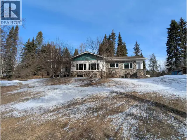 4620 MANTON ROAD Smithers, British Columbia in Houses for Sale in Smithers - Image 3