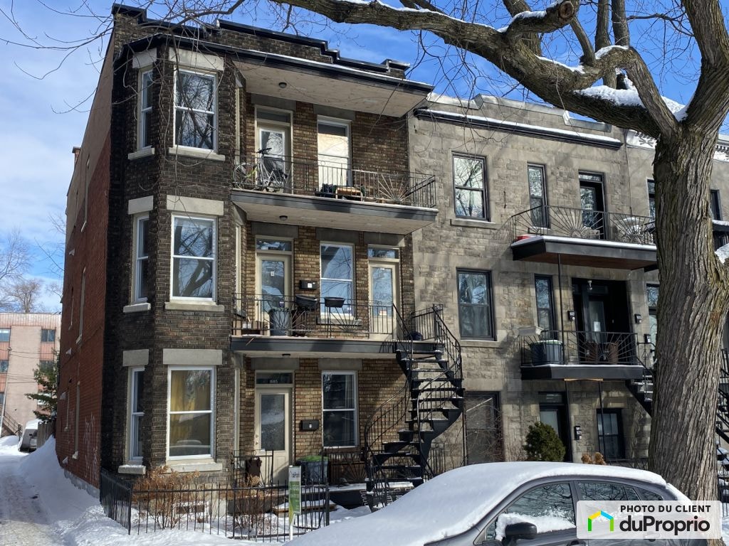 $1,078,000 - Triplex in Mercier / Hochelaga / Maisonneuve — photo 1