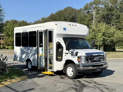 2016 Ford E-350 Econoline Super Duty 8 Passenger Wheelchair Accessible Bus 8 Passenger including dri...