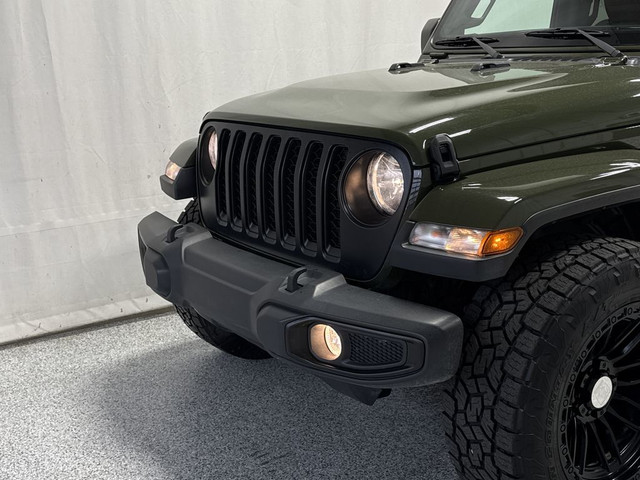 2022 Jeep Gladiator in Cars & Trucks in Strathcona County - Image 4
