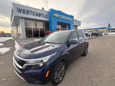 WAS: $32995 NOW: $27995 plus taxes and licensing feesThe 2023 Kia Seltos EX AWD in a striking Blue e...