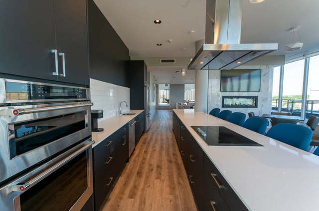 YLofts - 475 George St. N in Long Term Rentals in Peterborough - Image 13