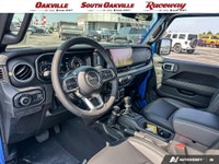 4X4, FRONT HEATED MCKINLEY LEATHER BUCKET SEATS, BODY-COLOUR 3-PIECE HARDTOP, SAFETY GROUP, SIDE STE... (image 9)