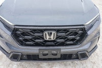 Experience effortless sophistication and remarkable efficiency with the 2025 Honda CR-V Hybrid EX-L.... (image 9)