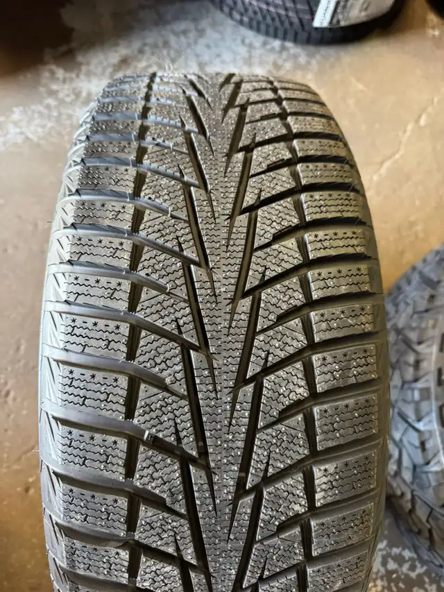 Four New 20″5x120 Tesla X/Honda Replika w/ 255/50R20 hankook in Tires & Rims in Oakville / Halton Region - Image 8