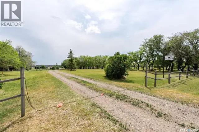 Labelle Acreage Vanscoy Rm No. 345, Saskatchewan in Houses for Sale in Saskatoon - Image 8