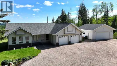 Escape to nearly 10 acres of beautifully maintained countryside just 12 minutes from Edson, with pav...