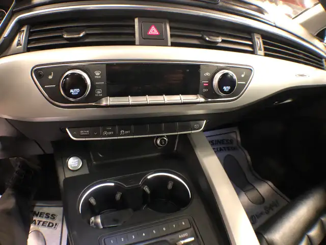 2017 Audi A4 KOMFORT AWD LEATHER SUNROOF P/START BACKUP CAMERA in Cars & Trucks in City of Toronto - Image 24