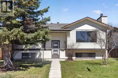 Welcome to 900 Abbeydale Drive NE, a well-maintained home in Abbeydale community NE. This inviting p...