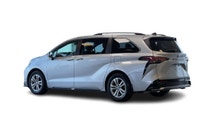 Hyundai of Regina 444 Broad Street Regina, SK, S4R 8R8 Phone: 855-219-9695 Recent Arrival! 2022 Toyo... (image 9)