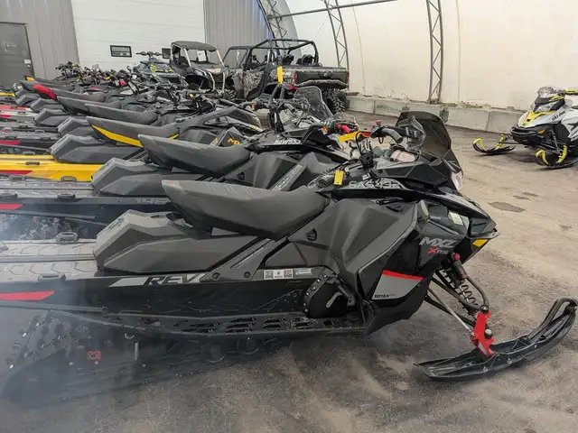 2020 Ski-Doo MXZ XRS 850 129 9174 KM in Snowmobiles in Sarnia - Image 3