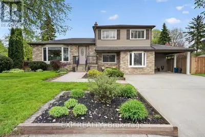Welcome to 3510 Yale Crescent, a beautifully maintained sidesplit tucked away on a quiet crescent in...