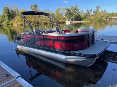 Bay Marine Sales 2024 Bennington 20SXSR SPS Tri ToonTow BarGO 7 SimradStereo Extended aft deckTwin H...