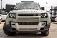 ENJOY 6 MONTHS NO PAYMENT!! 90 S AWD CLEAN CARFAX PANO ROOF NAVI 360 CAM MERIDAN SOUND LAND ROVER IN... (image 1)