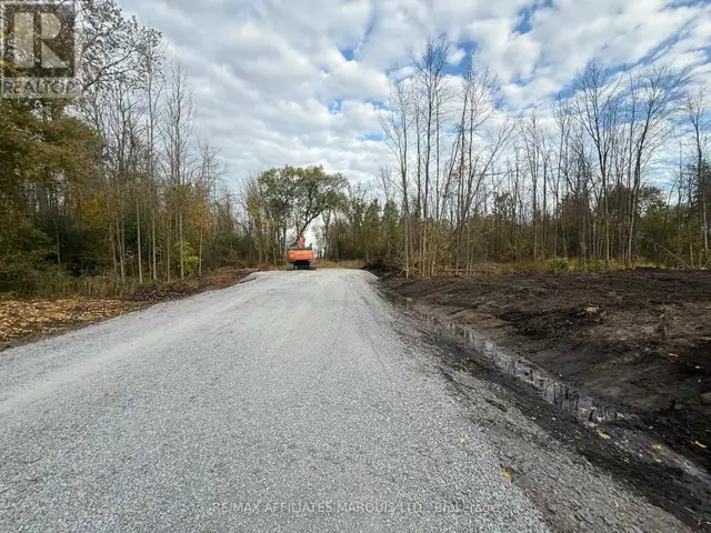 LOT PINE STREET North Glengarry, Ontario in Land for Sale in Ottawa - Image 7