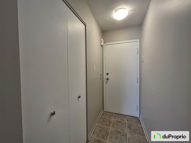 $349,000 - Condominium for sale in Chomedey — photo 2