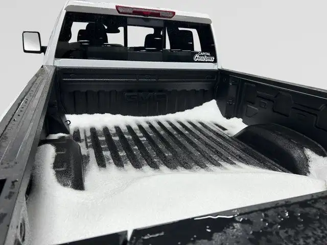 2026 GMC Sierra 2500HD AT4 in Cars & Trucks in Regina - Image 12