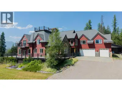 Welcome to Elk View Lodge in beautiful Fernie BC. Perched above Cokato Road on an extremely private...