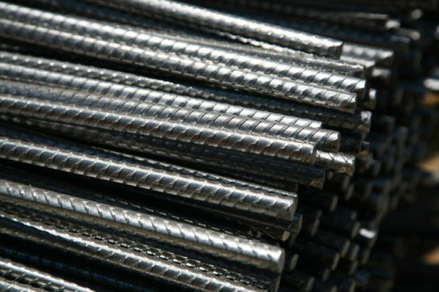 Steel REBAR - 10mm/10-foot lengths, each only dans Autres équipements commerciaux et industriels  à Région de Markham/York - Image 4