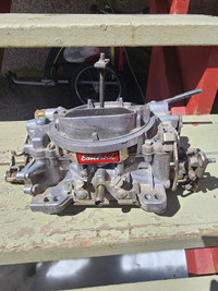 Carburateur edelbrock 750cfm