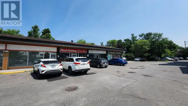 3 - 1717 BANK STREET Ottawa, Ontario in Commercial & Office Space for Rent in Ottawa - Image 6