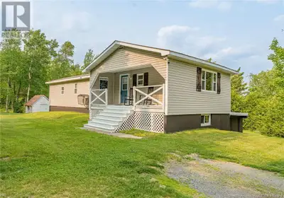 Just before entering the Village of Harvey you'll find this perfectly affordable & move in ready hom...