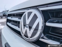 The pre-owned 2021 Volkswagen Tiguan Comfortline is a versatile and well-equipped SUV designed for d... (image 9)