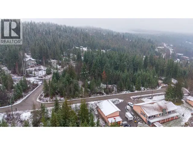 Lot 74 Sunset Drive Eagle Bay, British Columbia in Land for Sale in Kamloops - Image 8