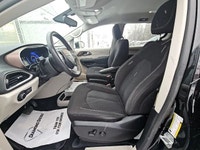 Family-Ready Comfort & Everyday VersatilityWhen life gets busy, you need a vehicle that works as har... (image 9)