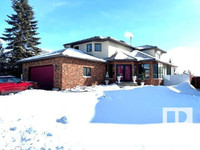 10523 154 AV NW Edmonton, Alberta