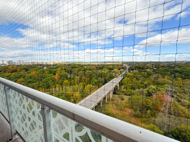 East York 2 Bedrooms Apartment for Rent - 1501 Woodbine Avenue in Long Term Rentals in Markham / York Region - Image 18