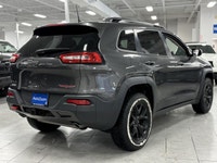 See Dealer Website for Details. Jeep Cherokee Trailhawk - 4wd 2017 (image 4)