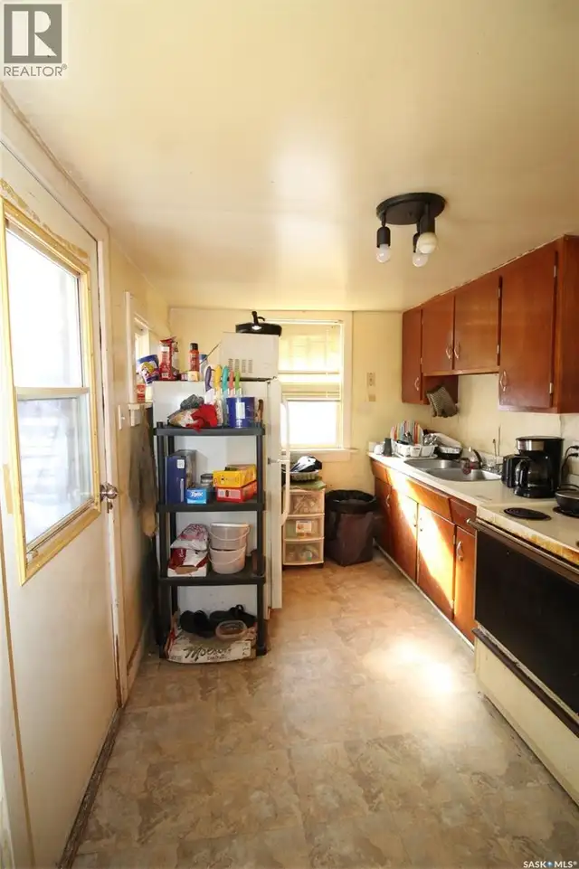 476 3rd STREET Shaunavon, Saskatchewan in Houses for Sale in Swift Current - Image 4