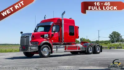 Heavy truck / Camion lourd - # STOCK: C-37680 2022 WESTERN STAR 49X CAMION CONVENTIONNEL AVEC COUCHE...