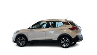 Odometer is 59037 kilometers below market average! Recent Arrival! 2020 Nissan Kicks Local Trade, Bl... (image 8)