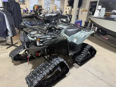 ULTIMATE ADVENTURE SEEKER. The Grizzly XT-R further enhances rugged terrain capability and confidenc...