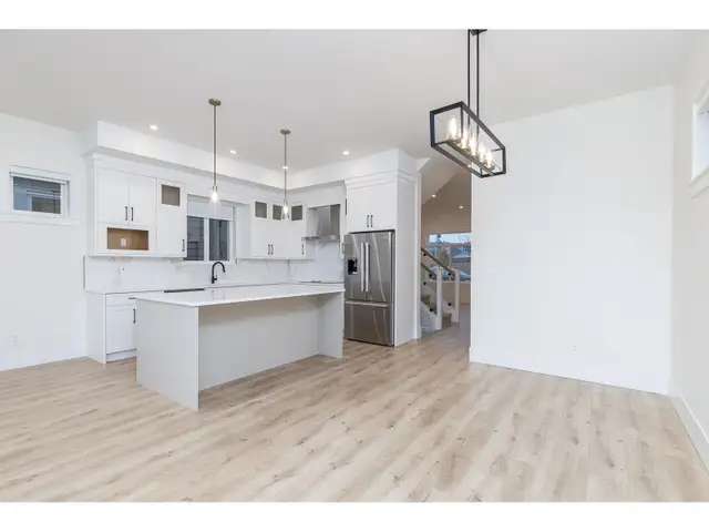 16732 20A AVENUE Surrey, British Columbia in Houses for Sale in Tricities/Pitt/Maple - Image 9