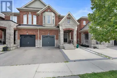 Welcome to 426 Bessborough Drive, a beautifully maintained semi-detached home nestled in one of Milt...