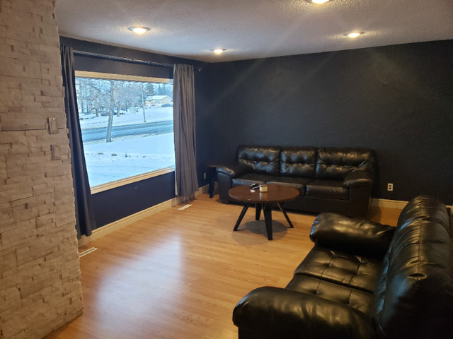 FURNISHED ROOM FOR RENT IN GRANDE PRAIRIE-ALL INCLUDED in Room Rentals & Roommates in Grande Prairie - Image 4