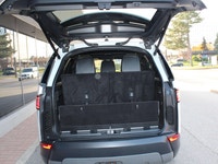 2018 RANGE ROVER DISCOVERY HSE - 7 PASSENGERS SEATING!!! TOW PKG!!! ECONOMICAL AND POWERFUL 3.0L DIE... (image 6)