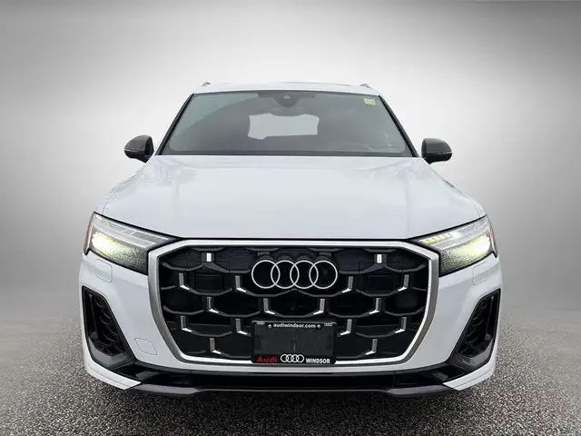 2025 Audi Q7 Technik | EXECUTIVE DEMO | FULLY EQUIPPED | 7 in Cars & Trucks in Windsor Region - Image 3